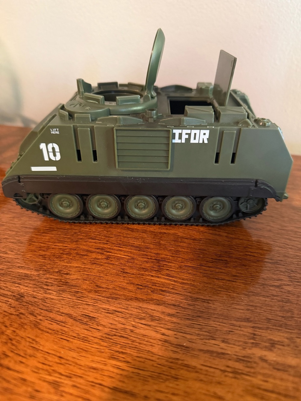 Vintage Elite Force "Combat Command" M-113 Armored Vehicle for GI Joe 2005